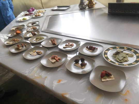 A ponte Shage onze do aquecimento de gás assenta a tabela 304 de aço inoxidável da grade de Teppanyaki